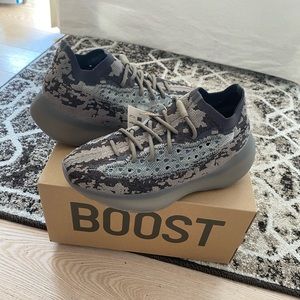 Brand new in box Adidas Yeezy Boost 380 Stone salt Men’s size 7